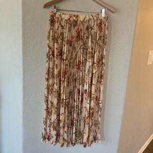 NWT H&M skirt